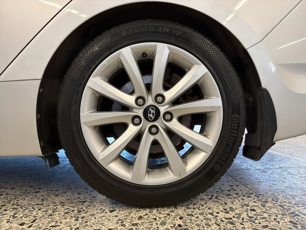 Hyundai i40 2013 Hopea