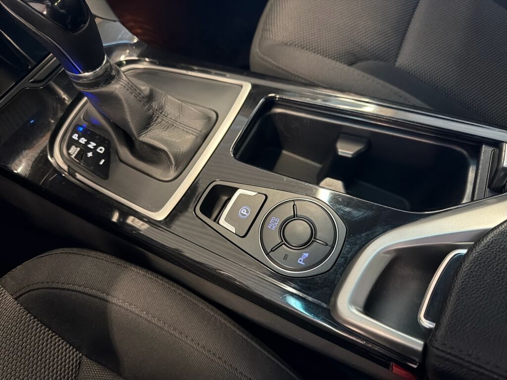 Hyundai i40 2013 Hopea