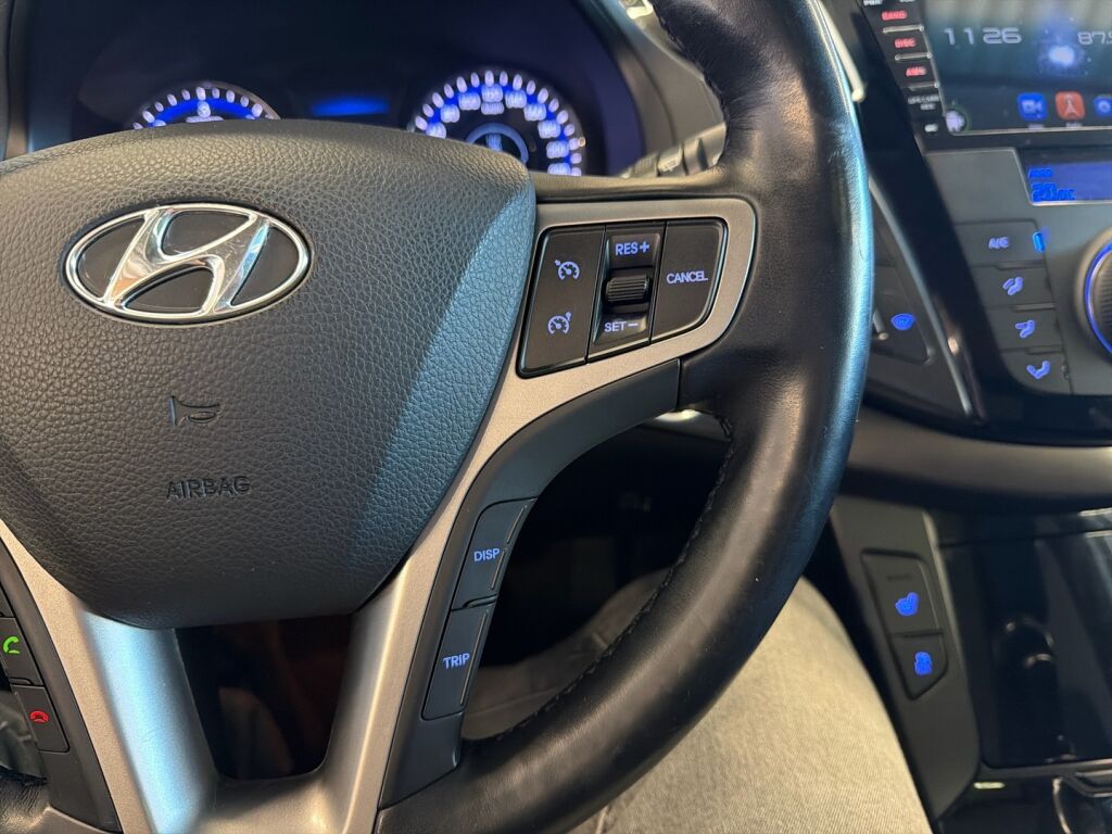 Hyundai i40 2013 Hopea