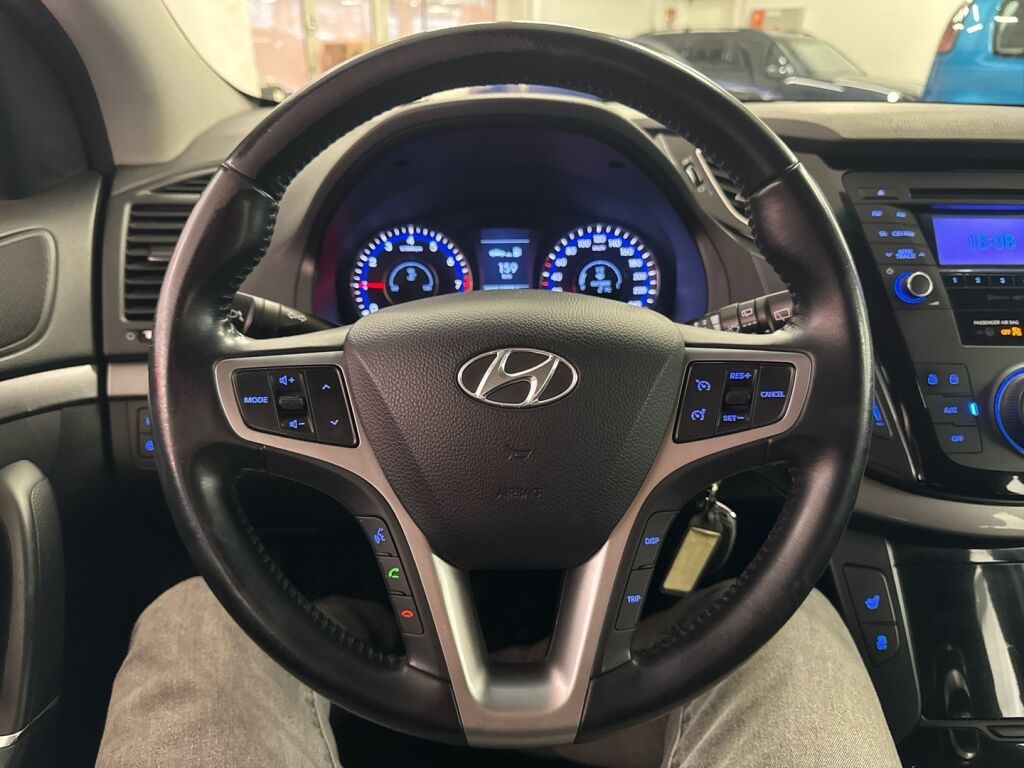 Hyundai i40 2013 Valkoinen