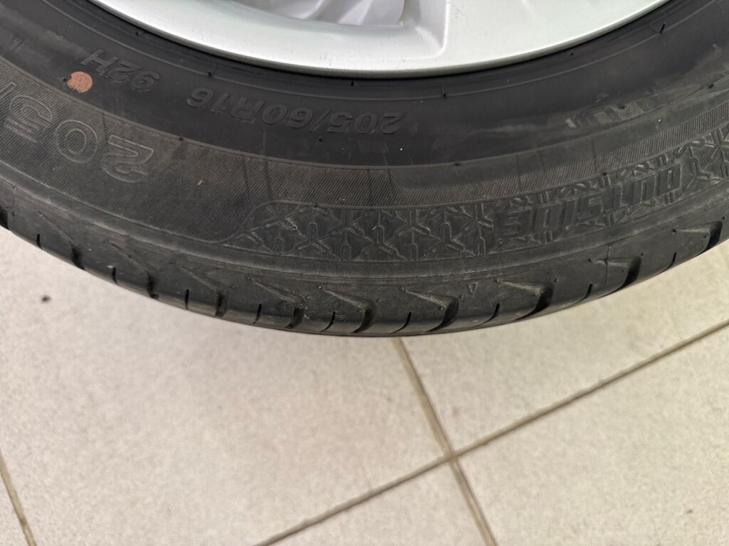 Hyundai i40 2013 Valkoinen