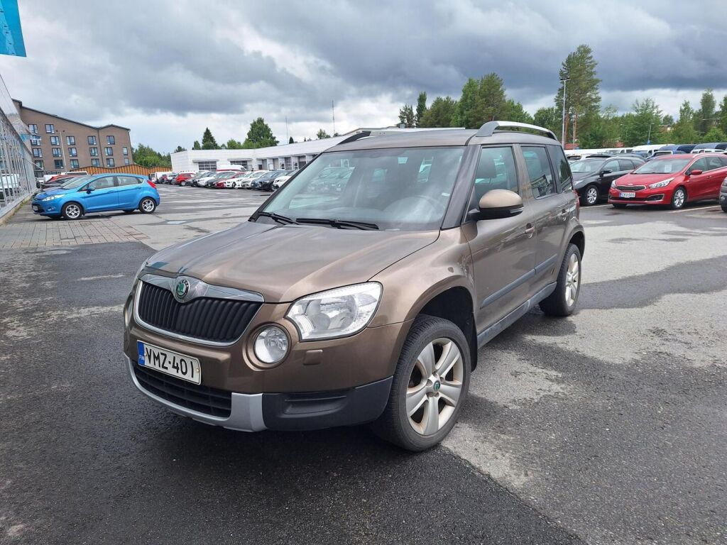 Skoda Yeti 2013 Ruskea (beige)
