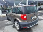 Skoda Yeti 2013 Ruskea (beige)