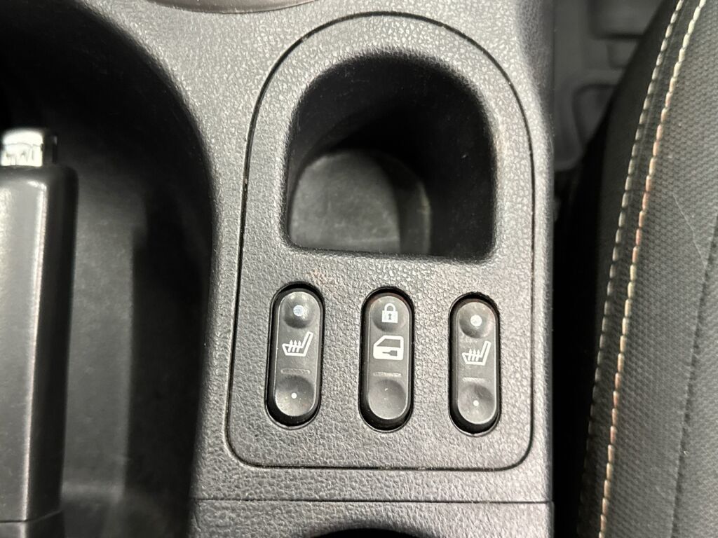 Nissan Qashqai 2013 Punainen