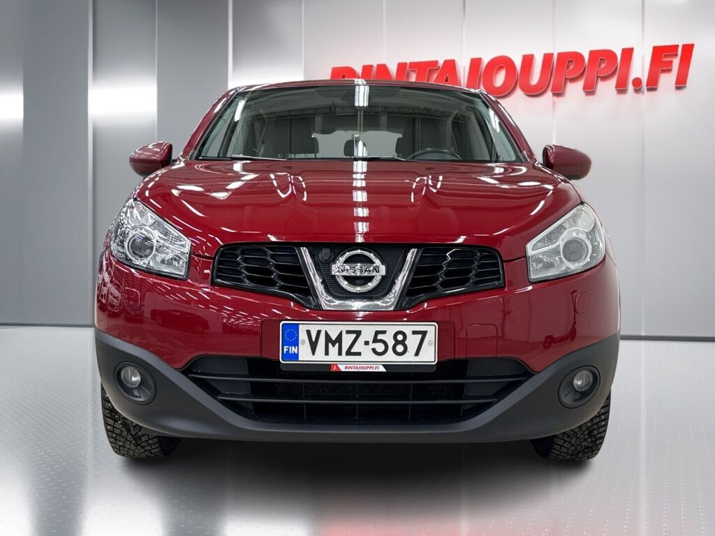 Nissan Qashqai 2013 Punainen