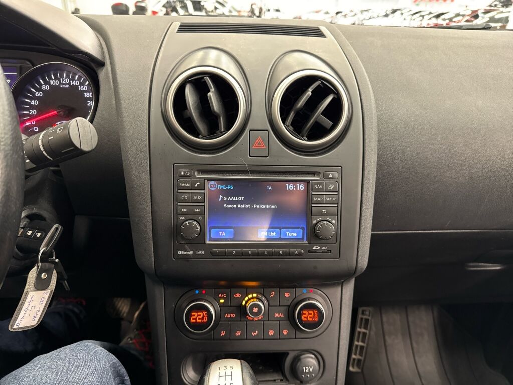 Nissan Qashqai 2013 Punainen