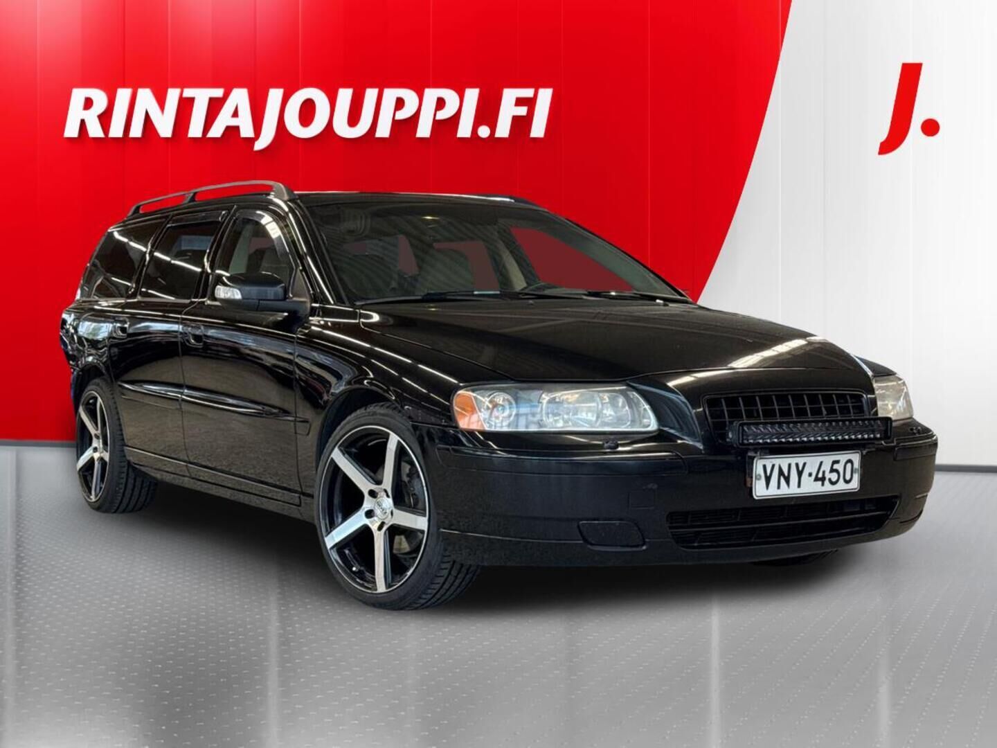 Musta Volvo V70