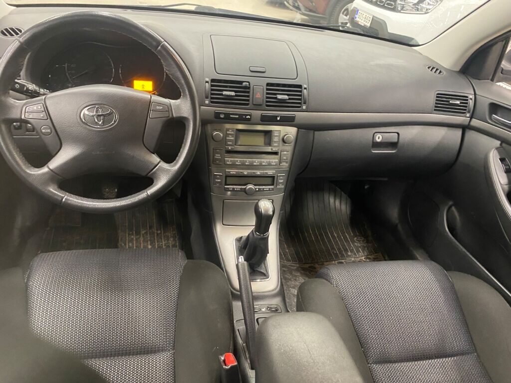 Toyota Avensis 2008 Hopea