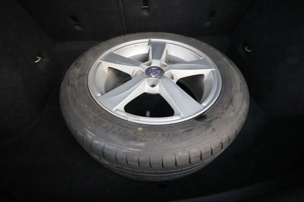 Volvo V40 2013 Harmaa