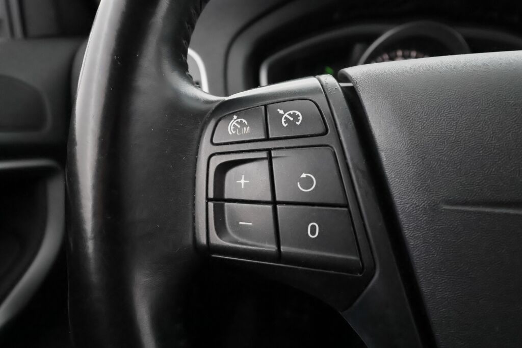 Volvo V40 2013 Harmaa