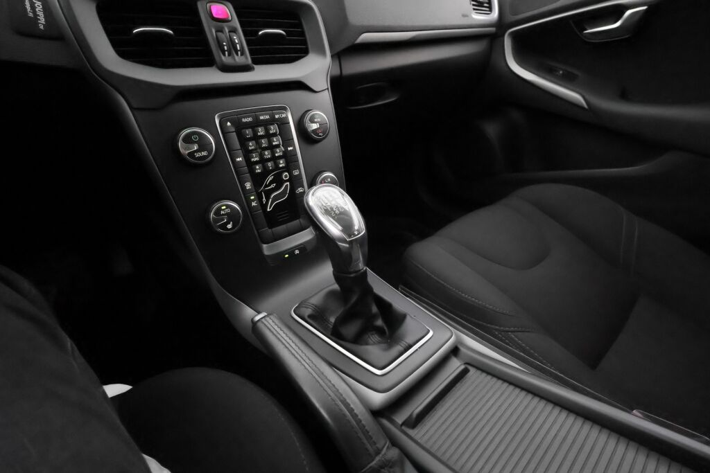 Volvo V40 2013 Harmaa