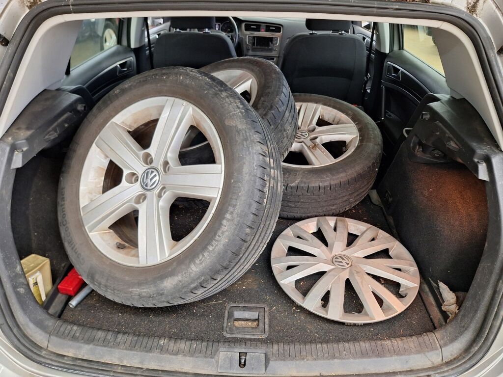 Volkswagen Golf 2013 Harmaa