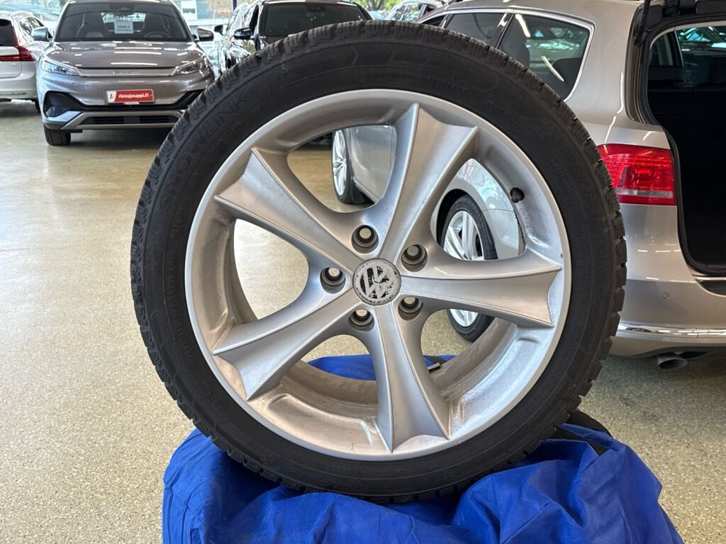 Volkswagen Passat 2013 Ruskea (beige)