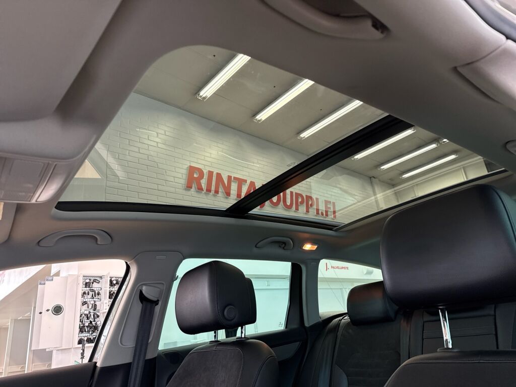 Volkswagen Passat 2013 Ruskea (beige)