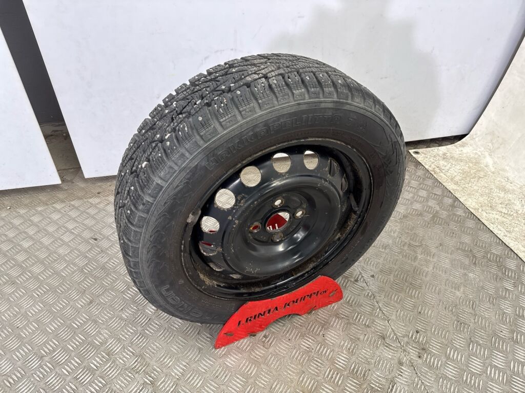 Toyota Yaris 2013 Punainen