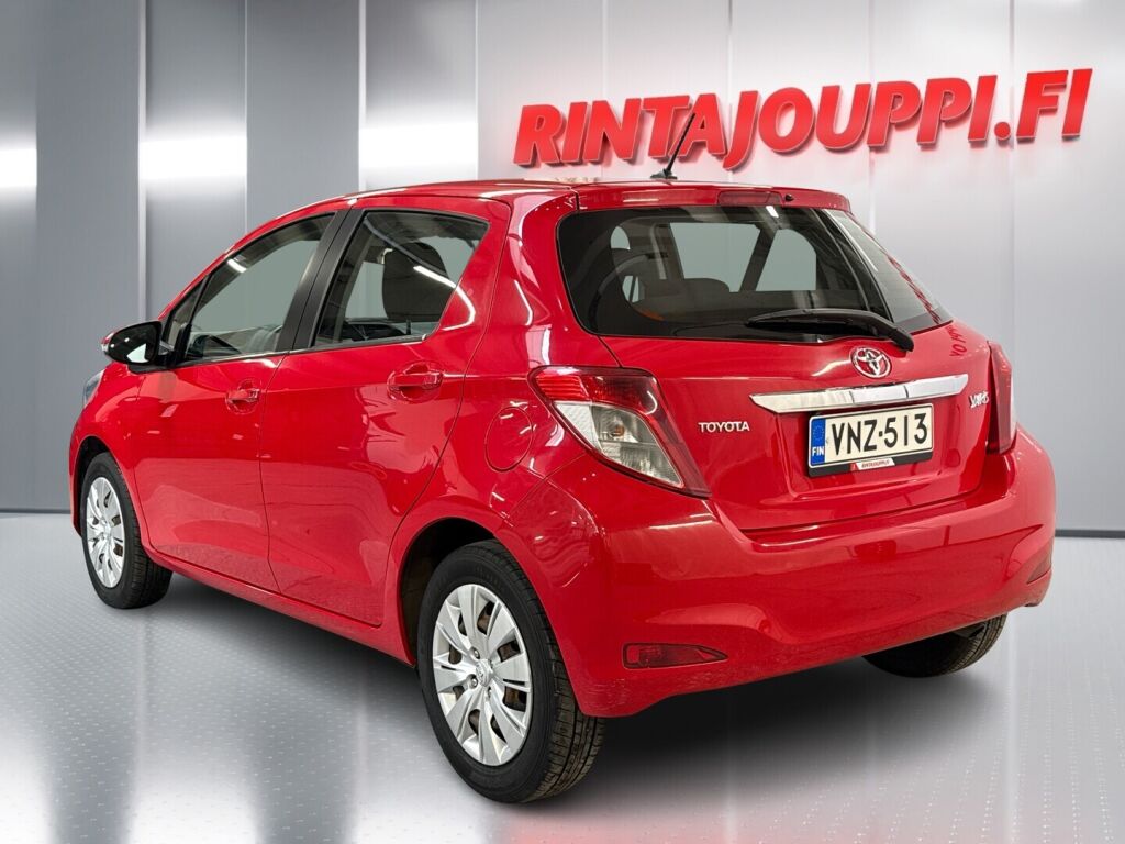 Toyota Yaris 2013 Punainen