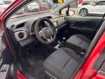 Toyota Yaris 2013 Punainen