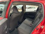 Toyota Yaris 2013 Punainen