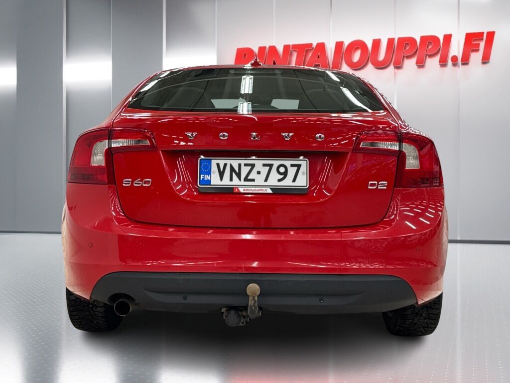 Volvo S60 2013 Punainen