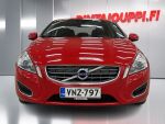 Volvo S60 2013 Punainen