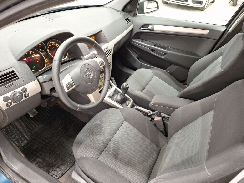 Opel Astra 2008 Sininen