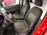 Opel Combo 2013 Punainen