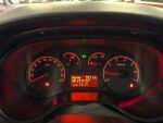 Opel Combo 2013 Punainen