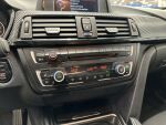 BMW 320 2012 Musta
