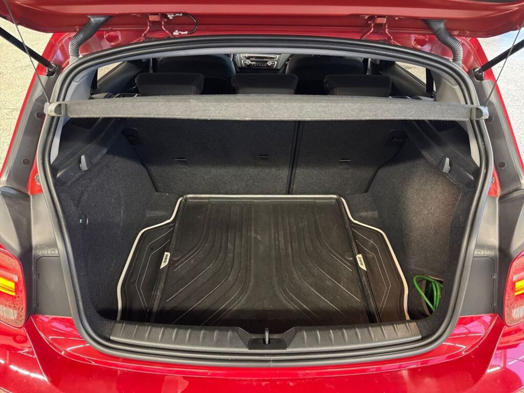 BMW 116 2013 Punainen