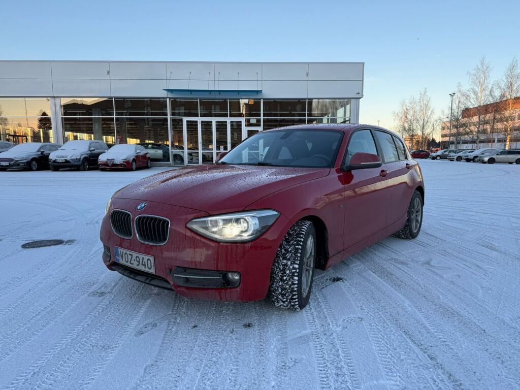 BMW 116 2013 Punainen