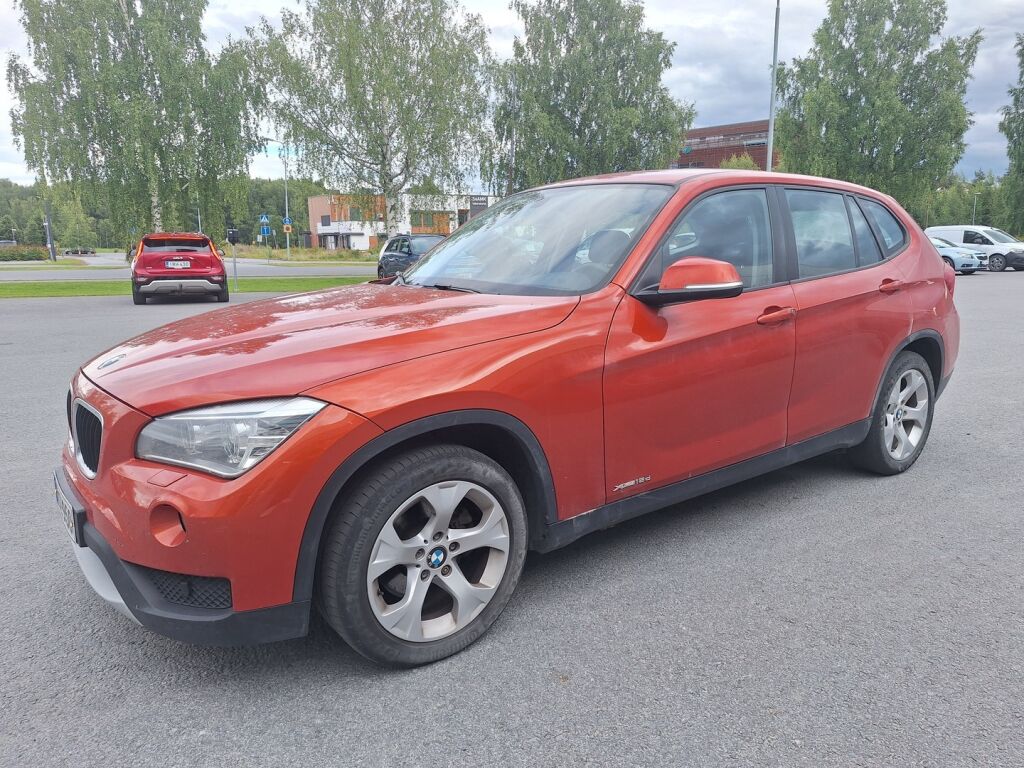 BMW X1 2012 Oranssi