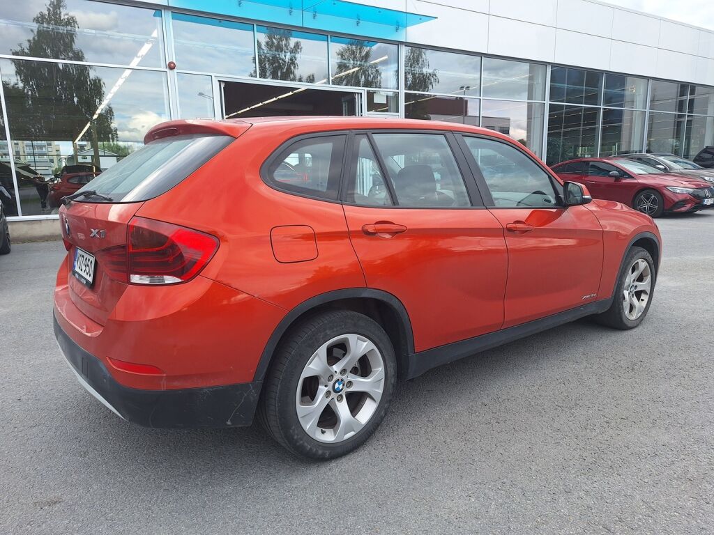 BMW X1 2012 Oranssi