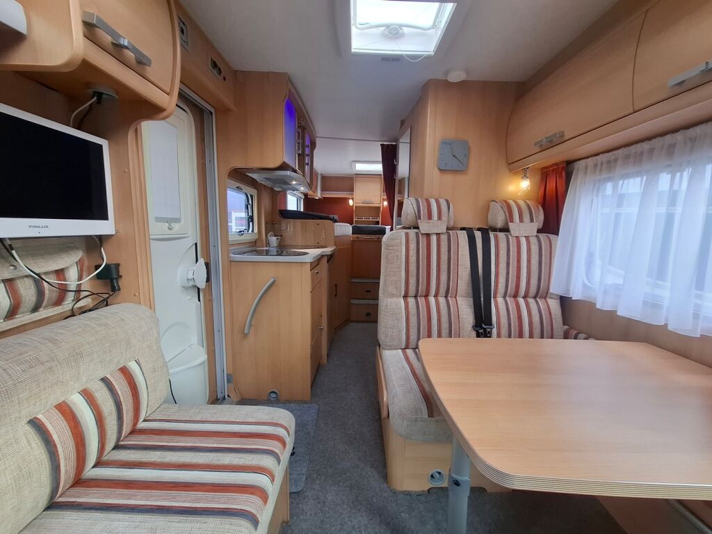 T.e.c. ADVANTEC TI 654 2008 Harmaa