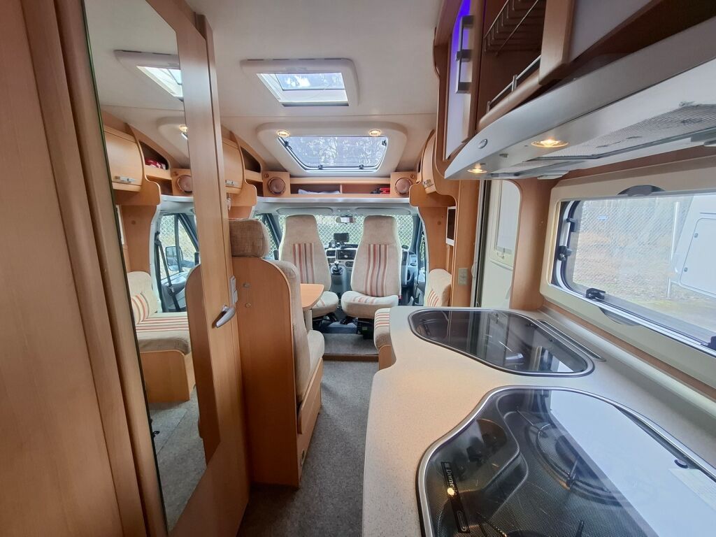 T.e.c. ADVANTEC TI 654 2008 Harmaa