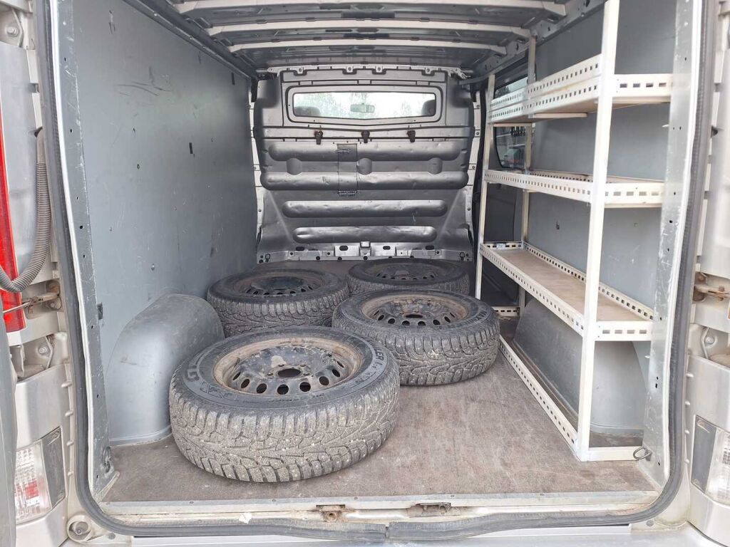 Opel Vivaro 2007 Hopea