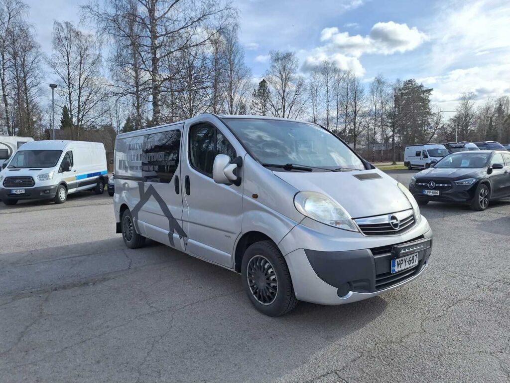 Opel Vivaro 2007 Hopea