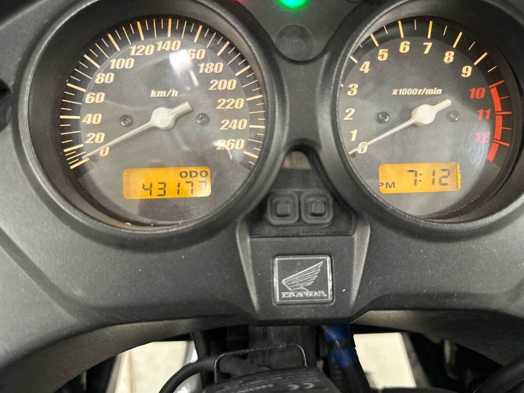 Honda CBF 2007 Harmaa