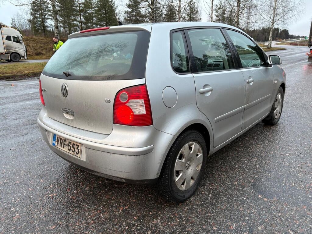 Volkswagen Polo 2003 Harmaa
