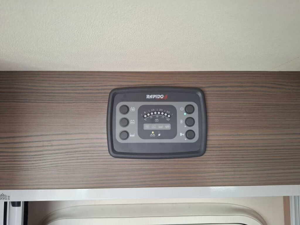 Rapido 691 T 2012 Valkoinen