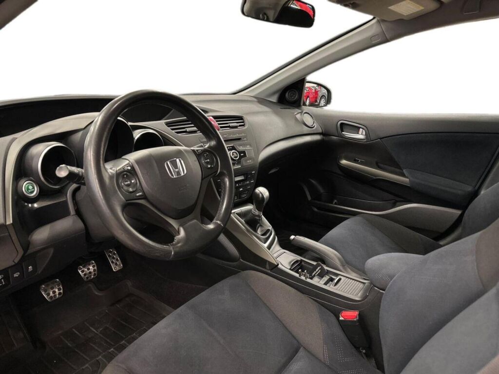Honda Civic 2012 Musta