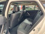 Toyota Avensis 2012 Valkoinen