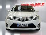 Toyota Avensis 2012 Valkoinen