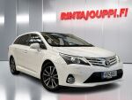 Toyota Avensis 2012 Valkoinen