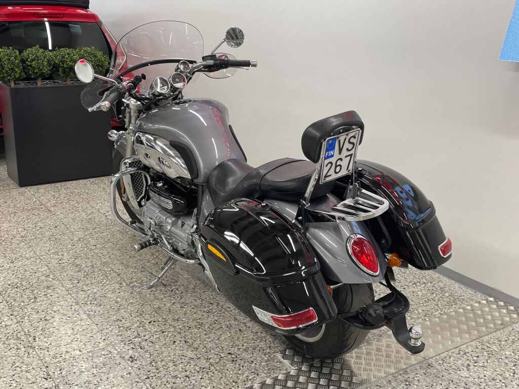 Triumph ROCKET III 2007 