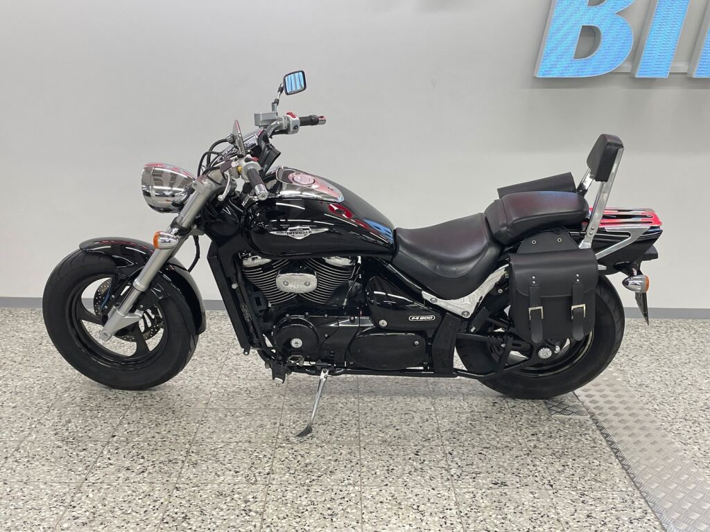 Suzuki INTRUDER 2007 Musta