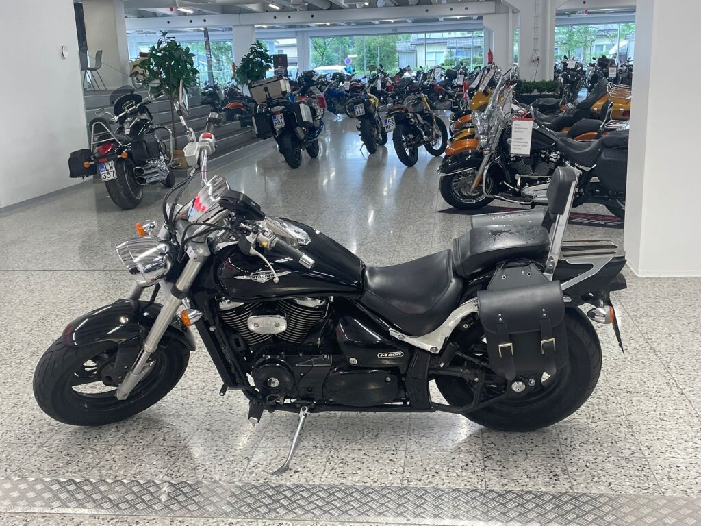 Suzuki INTRUDER 2007 Musta
