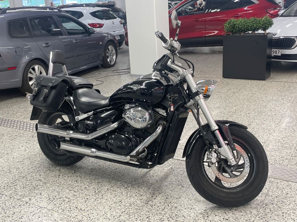 Suzuki INTRUDER 2007 Musta