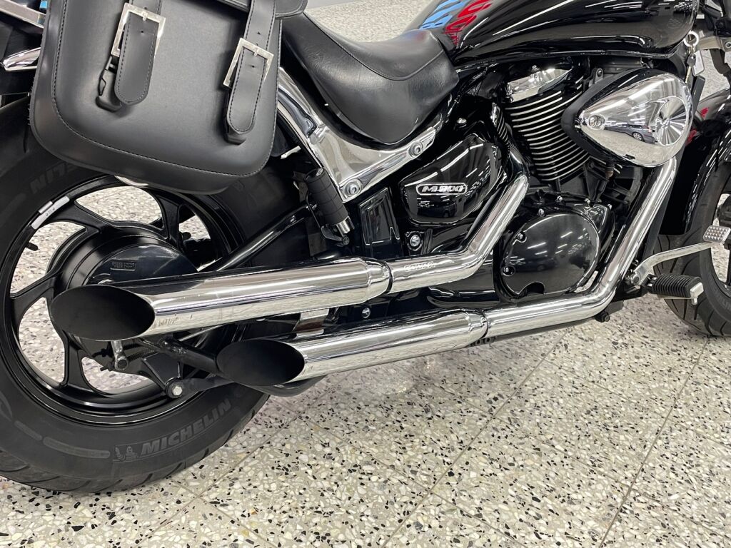 Suzuki INTRUDER 2007 Musta