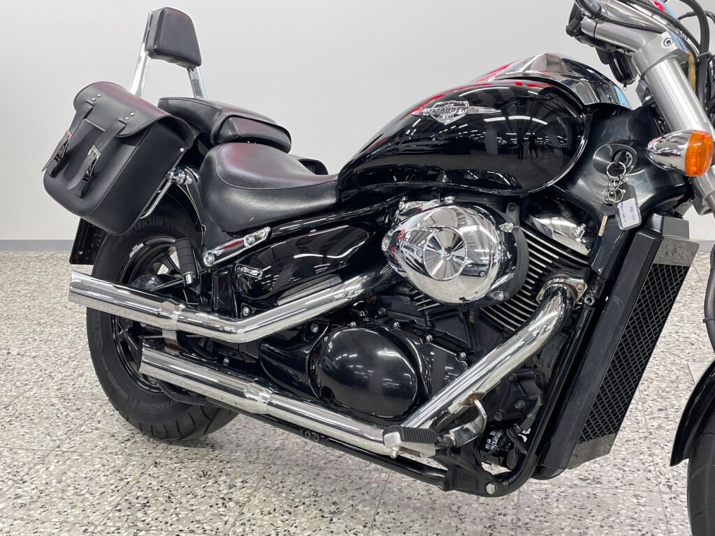Suzuki INTRUDER 2007 Musta