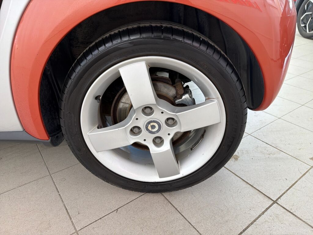 Smart forfour 2005 Punainen